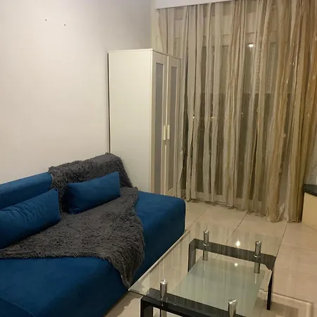 Roses * ネア・ミカニオーナ