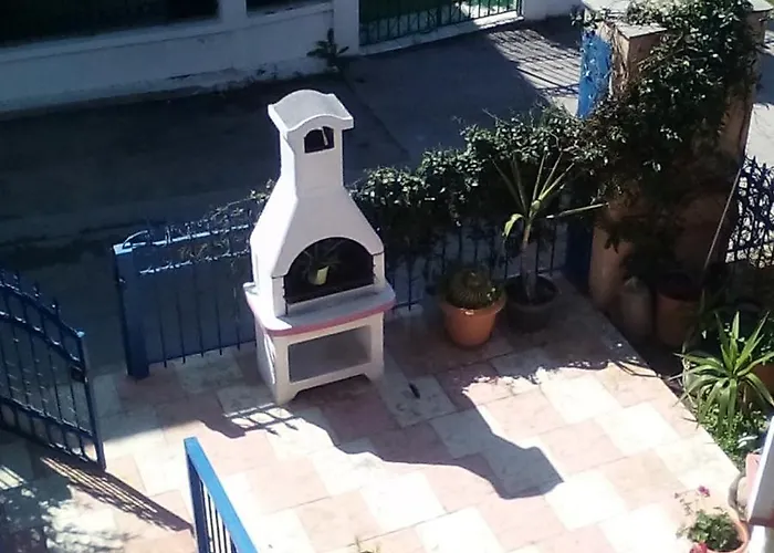 Roses Nea Michaniona