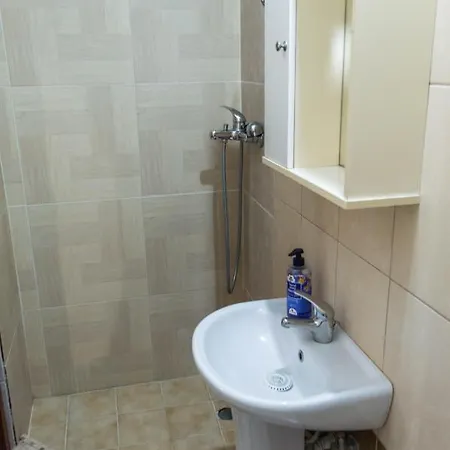 Roses Apartman *