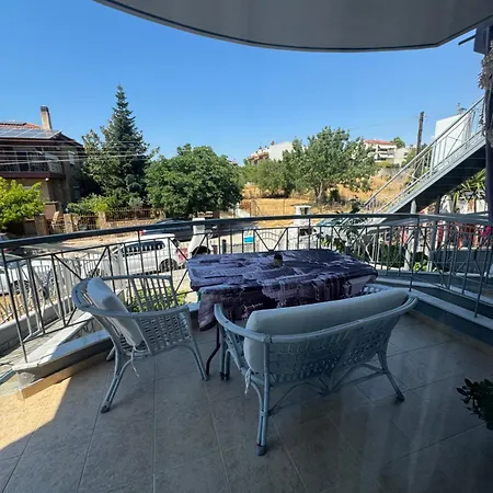 Roses * Nea Michaniona