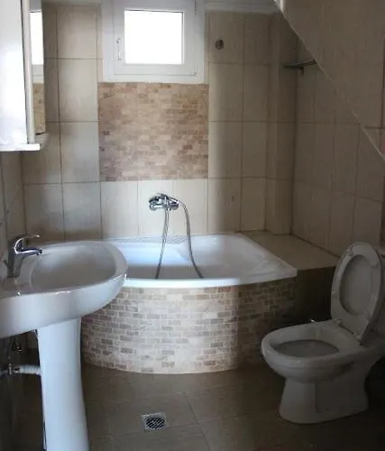 Roses * Nea Michaniona