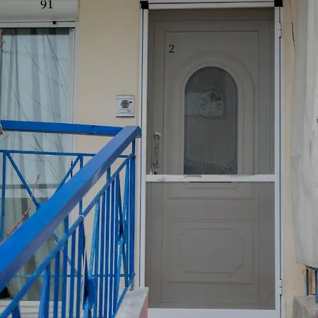 Roses Nea Michaniona