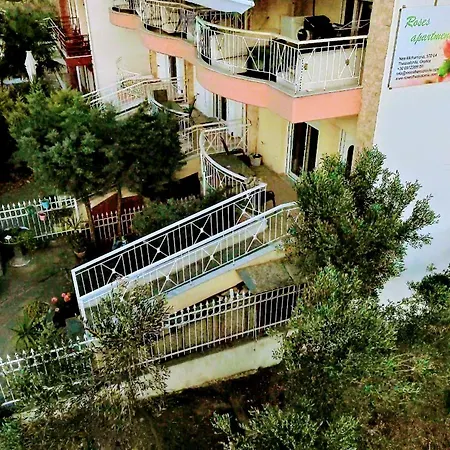 Apartment Roses Nea Michaniona