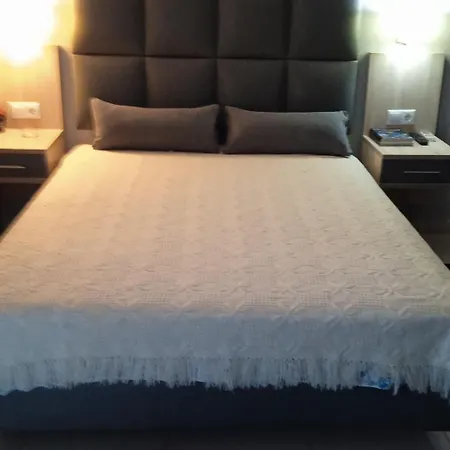 Roses * Nea Michaniona